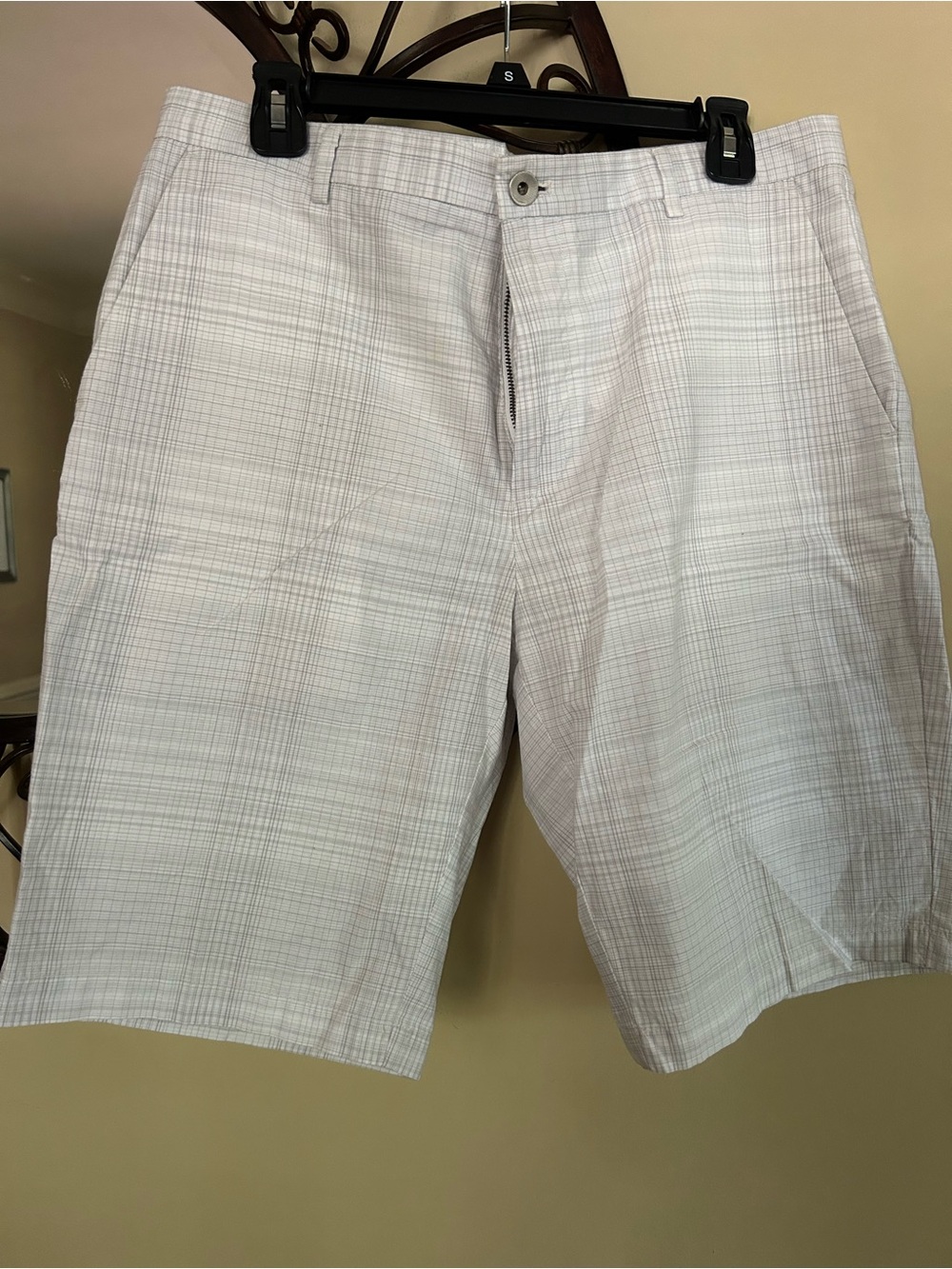 Calvin Klein White and Light Gray Plaid Flat Front Men's Shorts